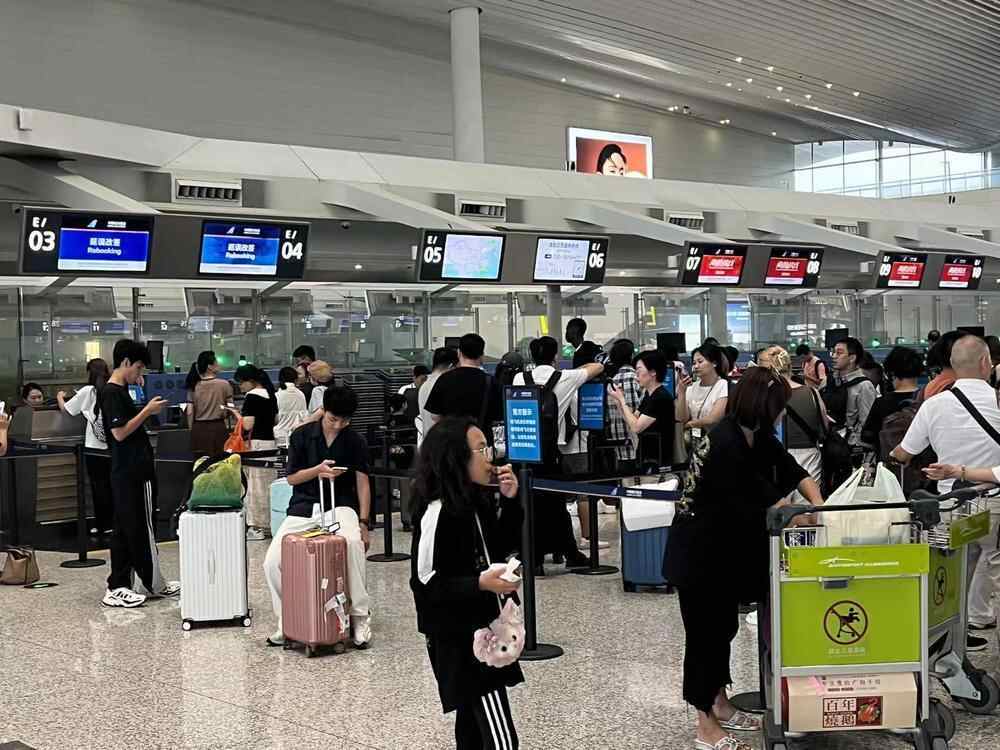 白云机场航班大面积延误 白云机场供图 白云机场航班大面积延误 白云机场供图