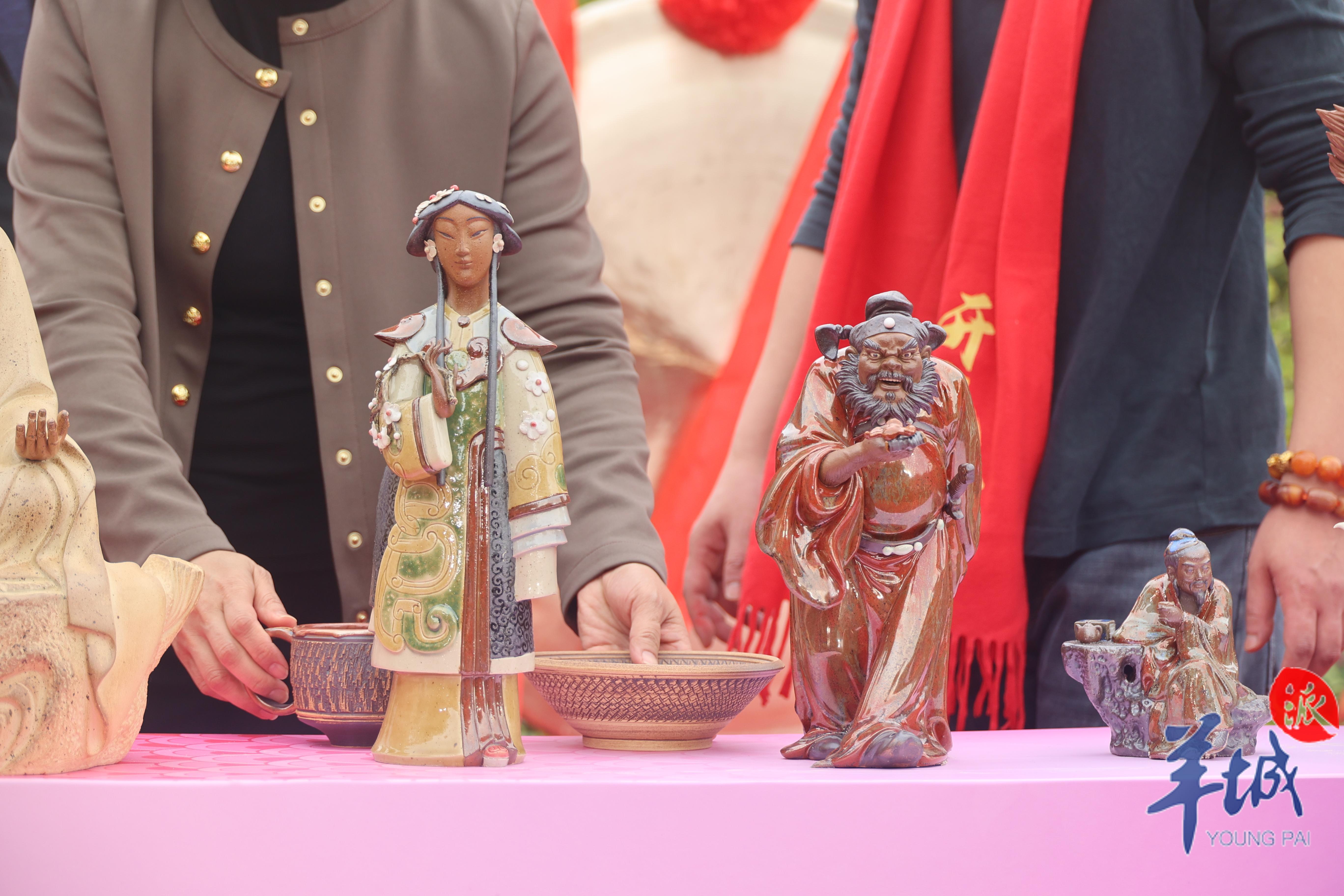 开窑首批作品向公众展示