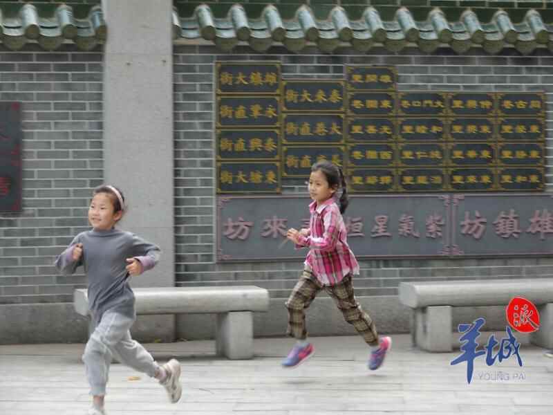 优秀的传统文化融入年轻一代的生活中